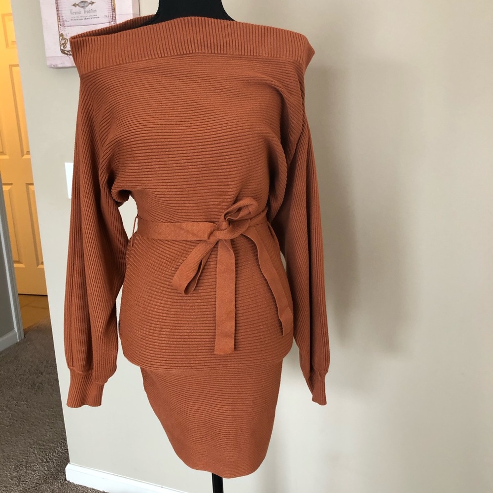 Shoulder dress fashion nova